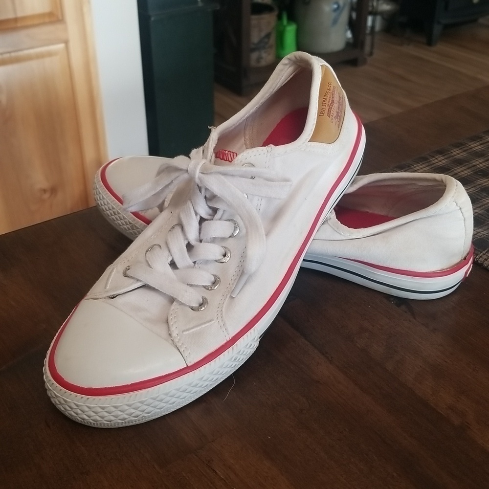 LEVI'S Canvas Sneakers Womens Size 7 LEVI'S Logo Tag